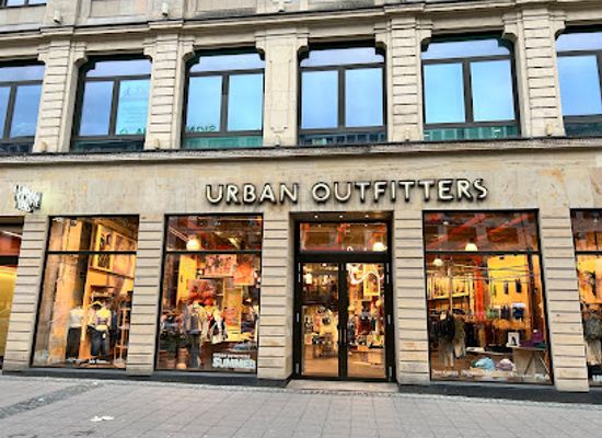 germany/hesse/shop/urban-outfitters