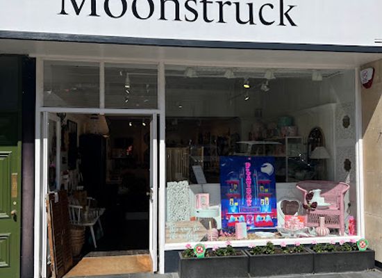 united-kingdom/the-cotswolds/shop/moonstruck
