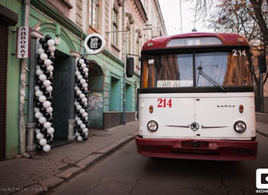 ukraine/chernivtsi/central-square/shop/mafin