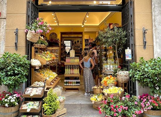 italy/palermo/shop/cassaro-bottega-alimentare