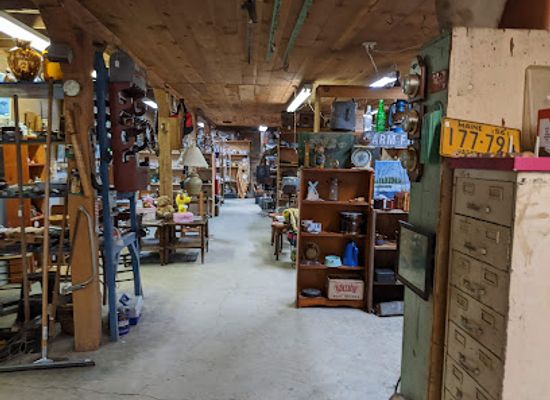 maine/katahdin-region/shop/elmer-s-barn