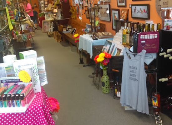 iowa/tallgrass-prairie/shop/pudgy-pumkin-gift-shop