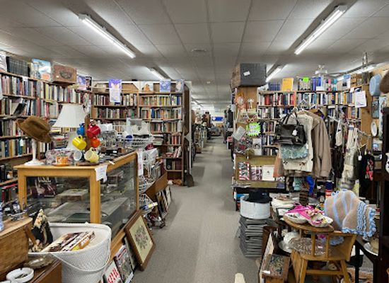 maryland/hagerstown/shop/beaver-creek-antique-market