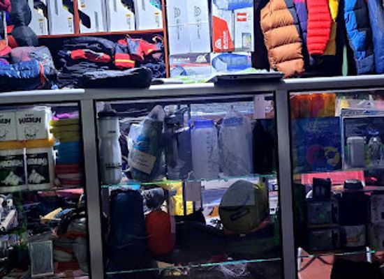 peru/huaraz/shop/huayhuash-outdoor