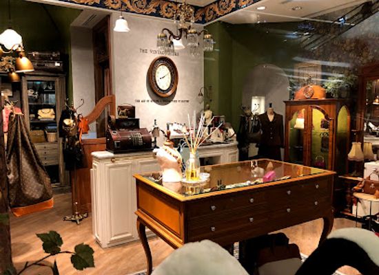 thailand/central-thailand/shop/the-vintage-store