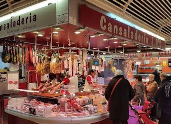 spain/barcelona/shop/mercat-de-la-sagrada-familia