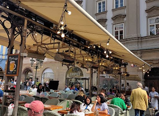 czechia/bohemia/shop/bohemia-crystal-husova