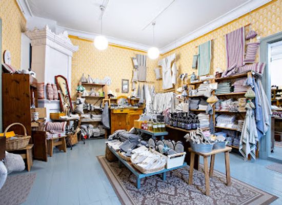 finland/lake-saimaa/shop/galleria-kaantopoiju