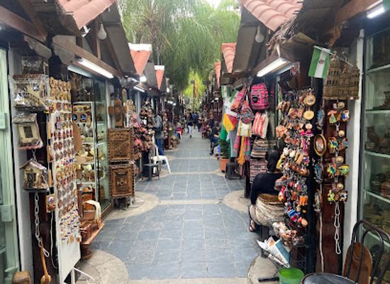 bolivia/andean-valleys/shop/paseo-artesanal-la-recova