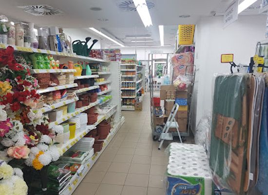 hungary/western-transdanubia/shop/goods-market