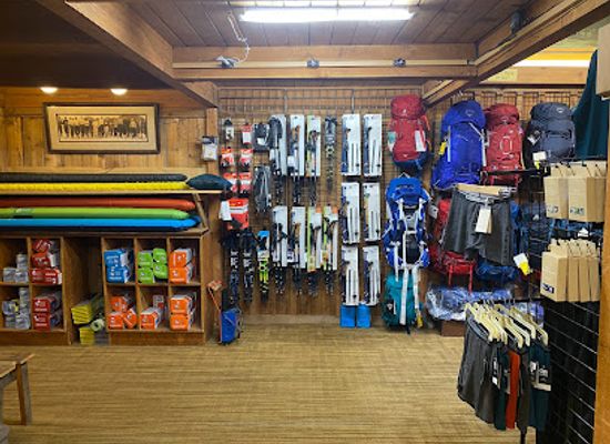 montana/rocky-mountain-front/shop/rocky-mountain-outfitter
