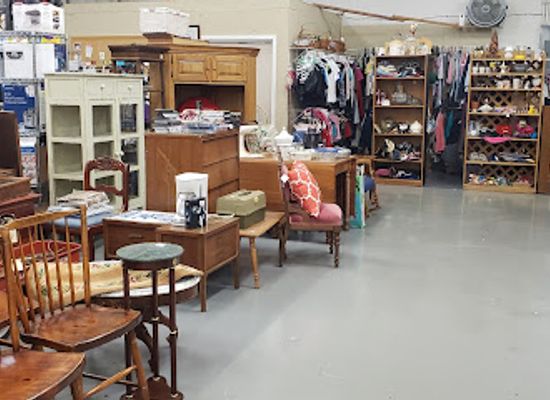 kentucky/frankfort/shop/frankfort-peddlers-mall