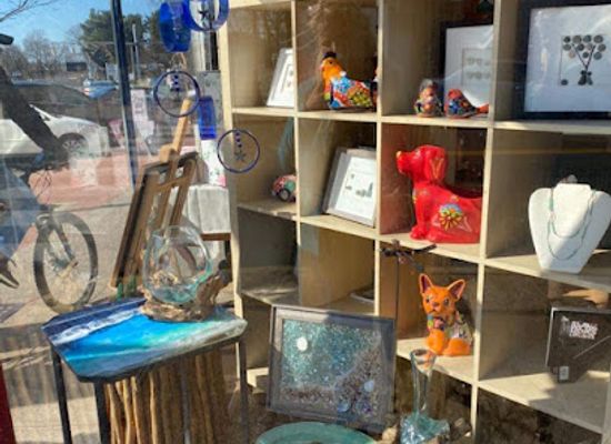 connecticut/meriden/shop/tesoro-unique-gifts