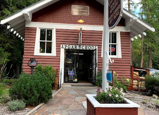 montana/the-glacier-country/shop/school-house-gifts