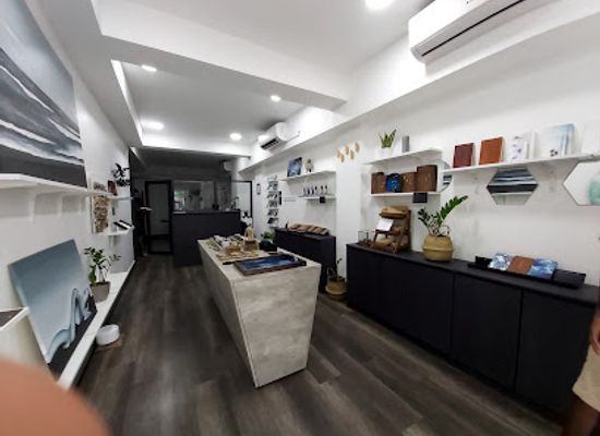 maldives/kaafu-atoll/shop/oevaali-art-shop
