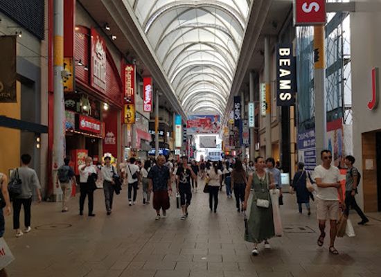 japan/hiroshima/hiroshima-peace-memorial-park/shop/hondori-shopping-street