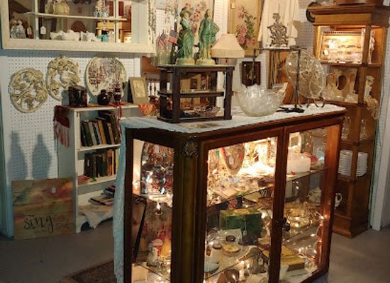 tennessee/clarksville/shop/kraft-street-antique-market
