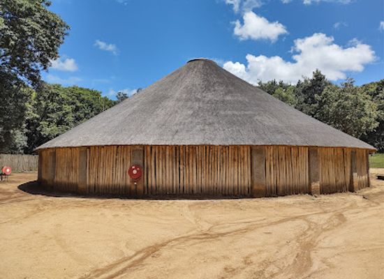eswatini/highveld/shop/mantenga-cultural-village