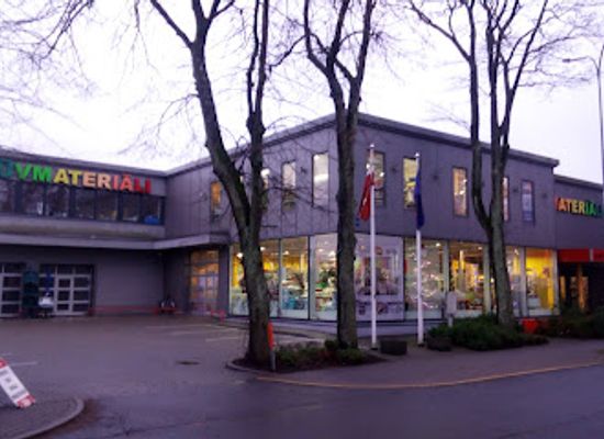 latvia/jurmala/shop/maja-l-sia-veikals