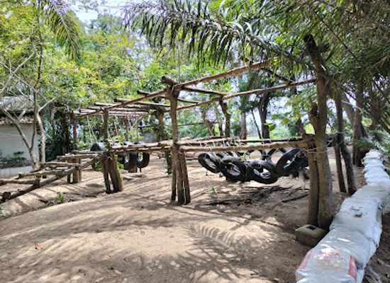 benin/ouidah-beach/shop/bab-s-dock