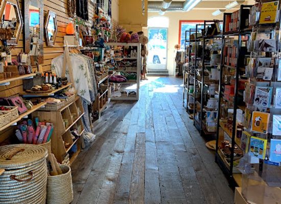 california/pasadena/playhouse-district/shop/ten-thousand-villages-pasadena