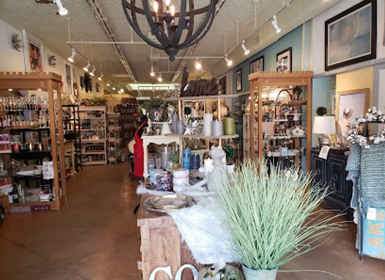 michigan/st-joseph/shop/perennial-accents
