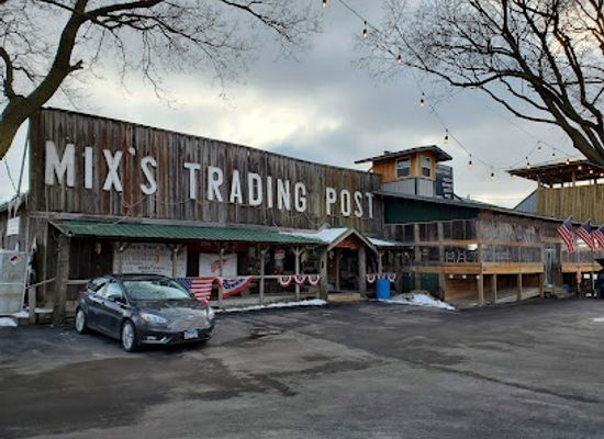 illinois/matthiessen-state-park/shop/jamie-s-outpost