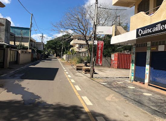 mauritius/pointe-aux-piments/shop/quincaillerie-gooljar