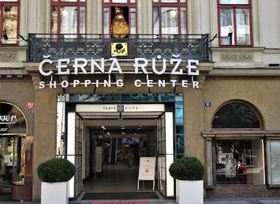 czechia/czech-forest/shop/shopping-centrum-cerna-ruze