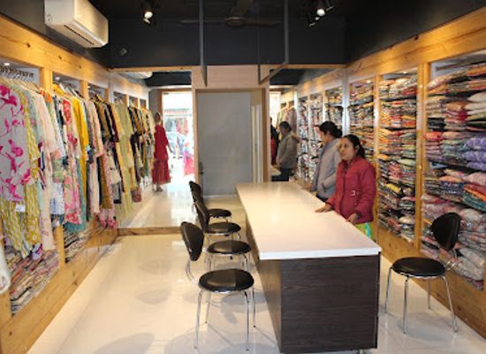india/gwalior/shop/kothari-sons-best-chanderi-saree-showroom-indo-western-dresses-lehenga-shop-in-gwalior