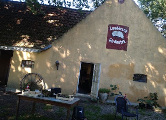 denmark/mon/shop/lundevang-gardbutik