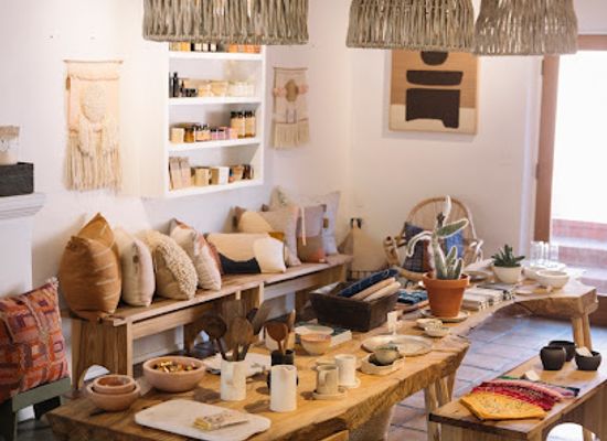 new-mexico/santa-fe/downtown-santa-fe/shop/folklore