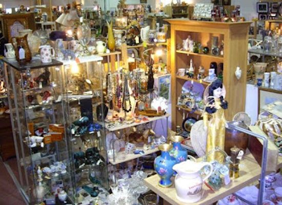 united-kingdom/cheshire/shop/blakemere-antiques-emporium