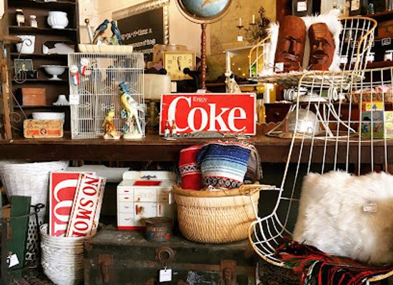 kentucky/inner-bluegrass/shop/apparitions-vintage