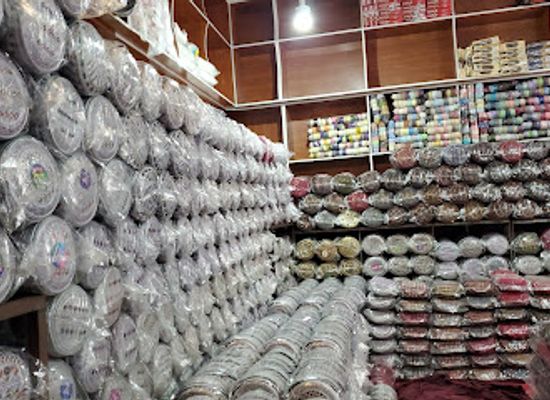 afghanistan/kandahar/shop/abdul-gahfoor-madni