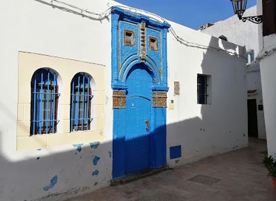 morocco/rabat/kasbah-of-the-udayas/shop/bulles-huiles