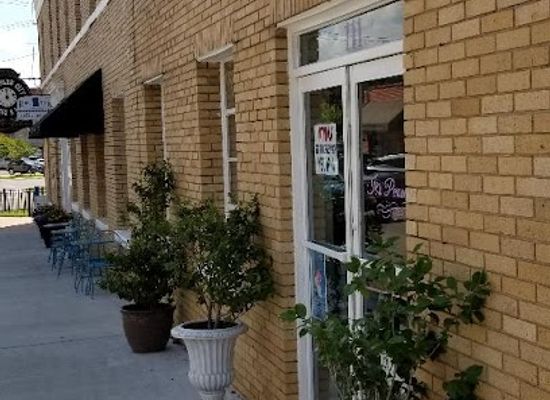 alabama/coosa-valley/shop/it-s-personal-212-hill-street-wetumpka-alabama-36092