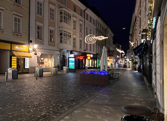 slovenia/savinja/shop/honey-house-ljubljana