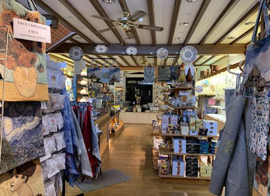 france/mont-saint-michel/shop/au-pot-de-cuivre
