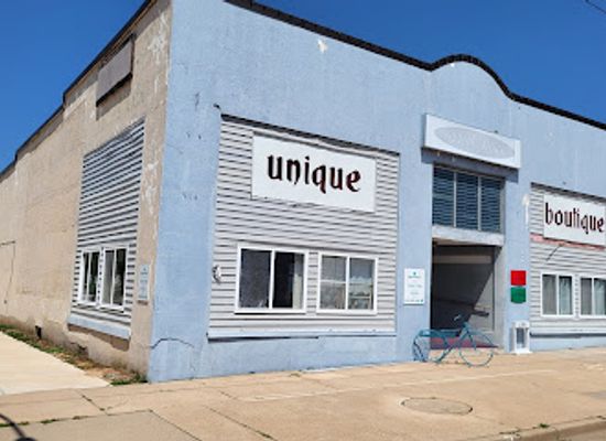 kansas/gypsum-hills/shop/unique-boutique