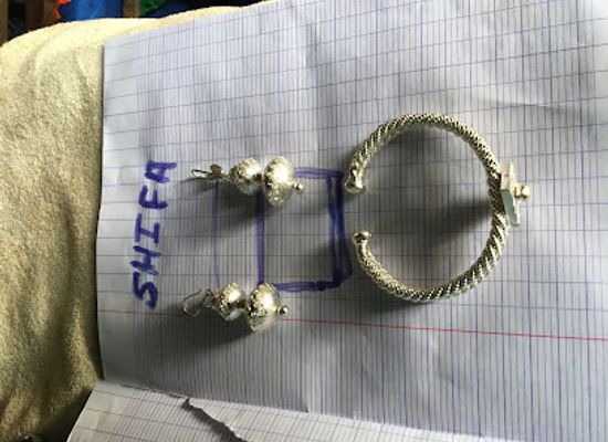 guinea/mamou-region/shop/goldsmith-a-b