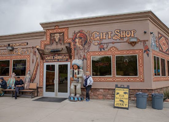 utah/dixie/shop/white-mountain-trading-post