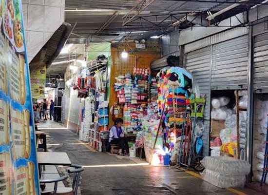 peru/andean-highlands/shop/mercado-no2-de-surquillo