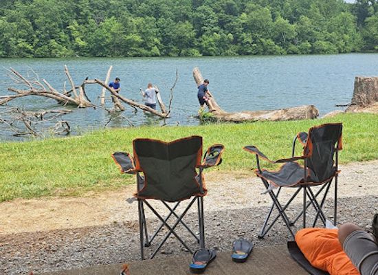 mississippi/north-mississippi/shop/laurel-hill-lake