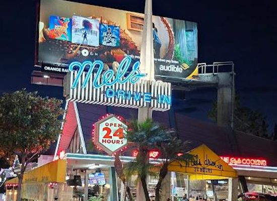 california/hollywood/shop/sunset-plaza