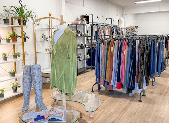 oregon/the-dalles/shop/vibe-consignment