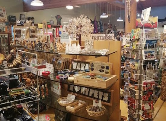 arizona/santa-catalina-mountains/shop/mt-lemmon-cookie-cabin