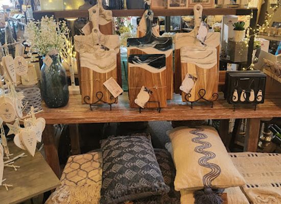 minnesota/minnesota-river-valley/shop/river-bank-gifts-decor