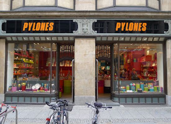 germany/leipzig/shop/pylones