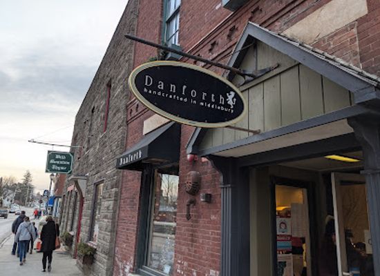 vermont/middlebury/shop/danforth-pewter-middlebury-downtown